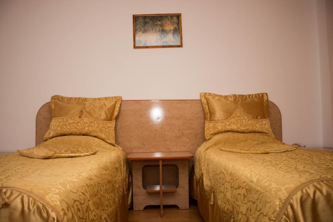 N&S Hotel Barlad Bîrlad Εξωτερικό φωτογραφία