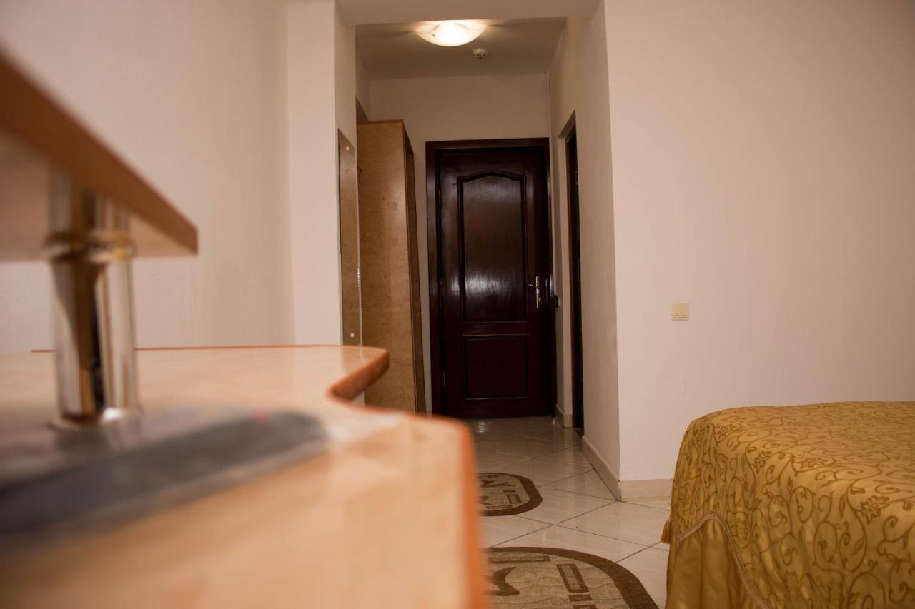 N&S Hotel Barlad Bîrlad Εξωτερικό φωτογραφία